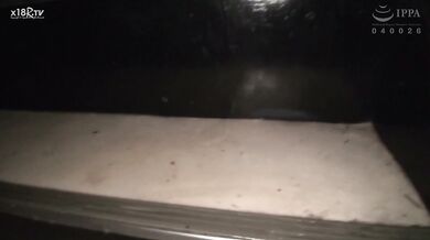 【中文字幕】在没人的废墟失禁～和炮友的心跳加速火热性交